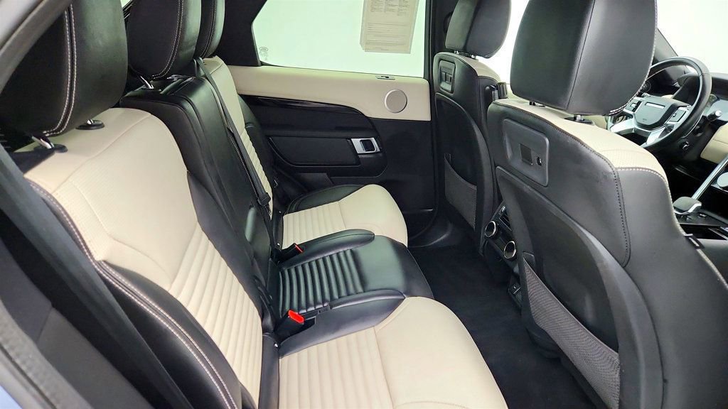 Used 2023 Land Rover Discovery S R-Dynamic AWD/4WD image 24
