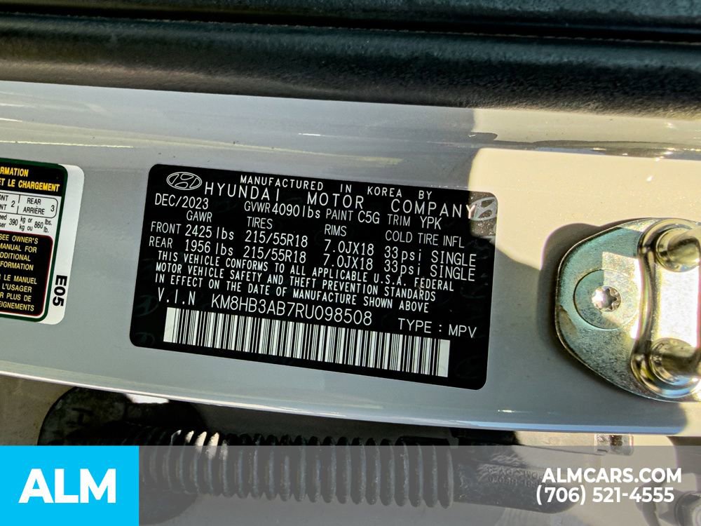 Used 2024 Hyundai Kona SEL FWD image 18
