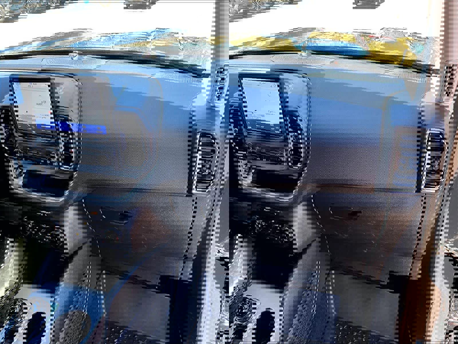 Used 2022 Ford Bronco Sport Outer Banks w/ Tech Package AWD/4WD image 13