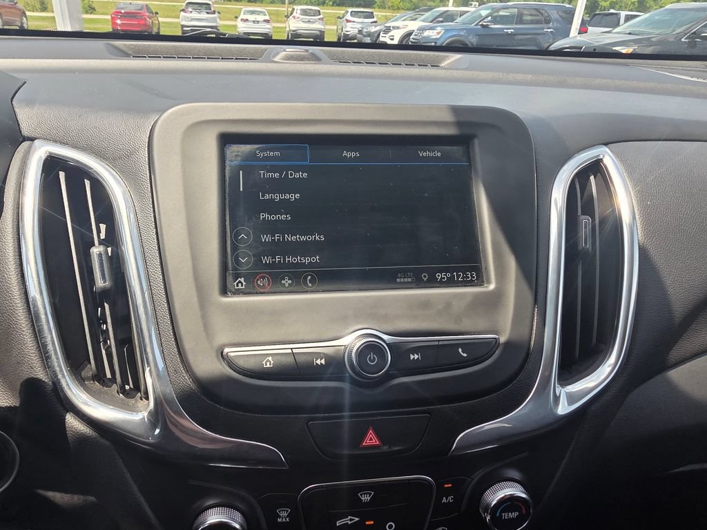 Used 2019 Chevrolet Equinox LT FWD image 14