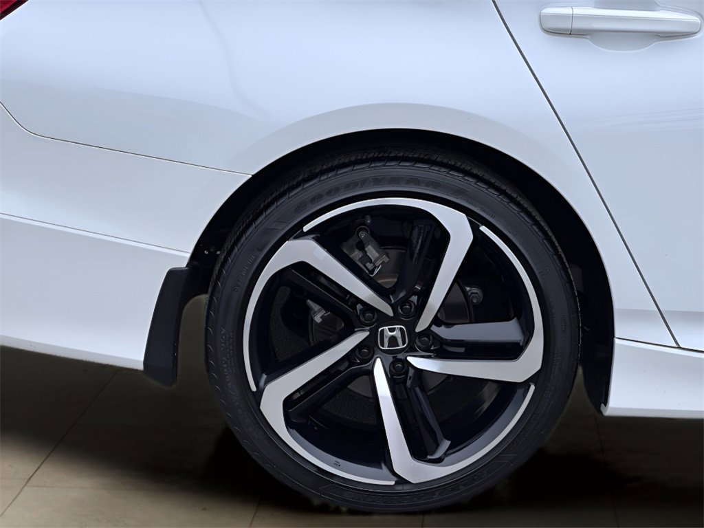 Used 2022 Honda Accord Sport image 40