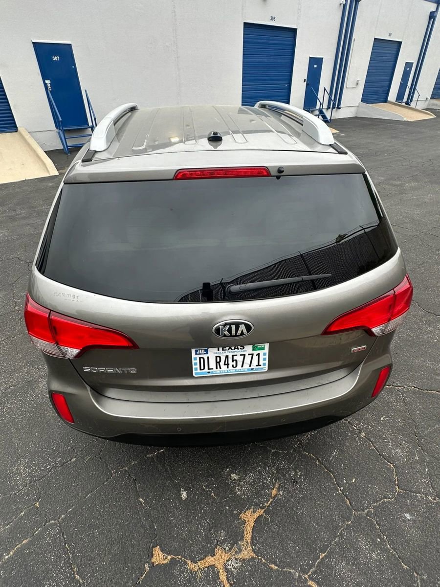 Used 2015 Kia Sorento LX AWD/4WD image 7