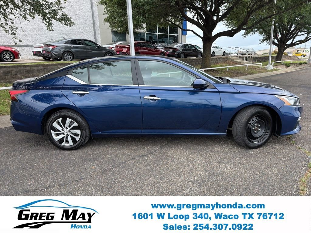 Used 2020 Nissan Altima 2.5 S image 2