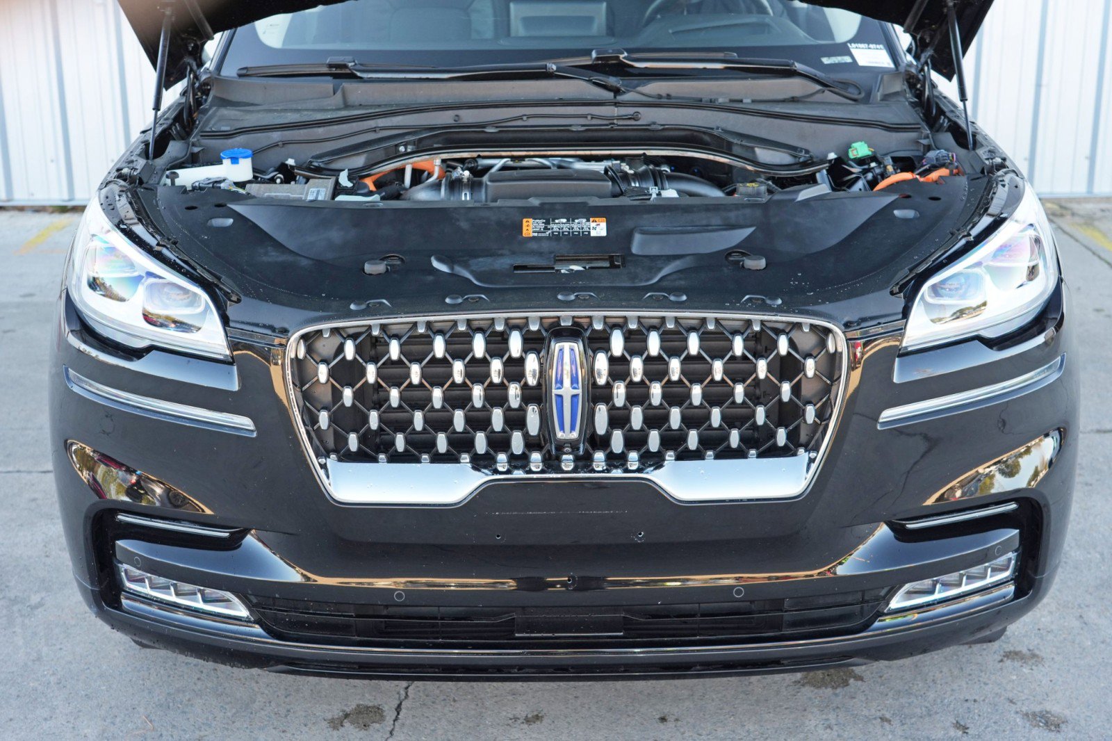 Used 2023 Lincoln Aviator Grand Touring w/ Equipment Group 301A image 8