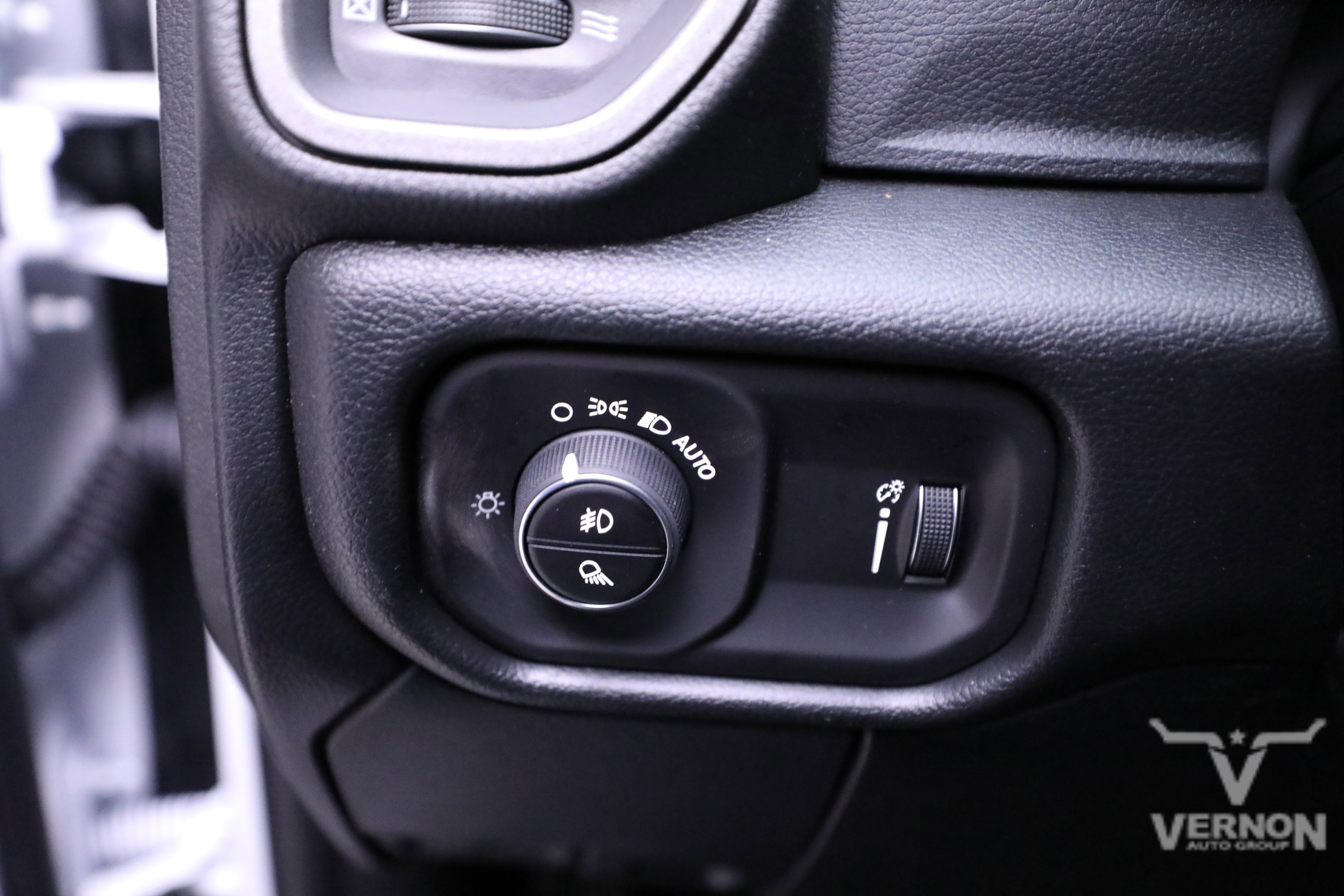 New 2026 RAM 3500 Tradesman AWD/4WD image 16