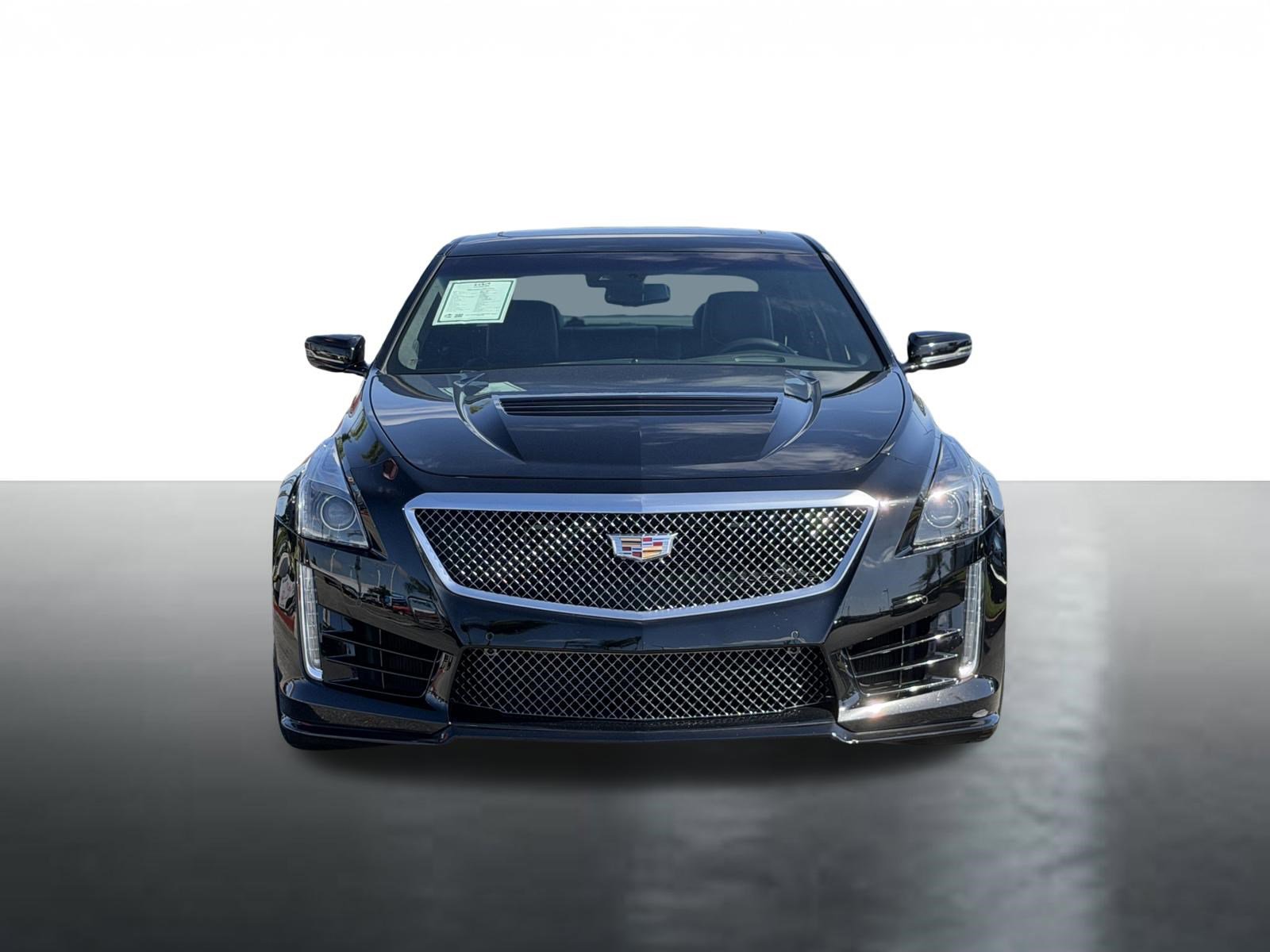 Used 2019 Cadillac CTS V w/ Luxury Package RWD image 3