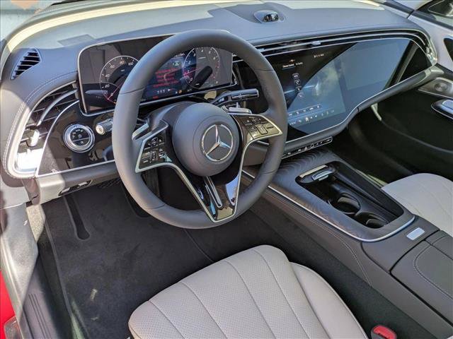 New 2026 Mercedes-Benz E 350 4MATIC Sedan image 3