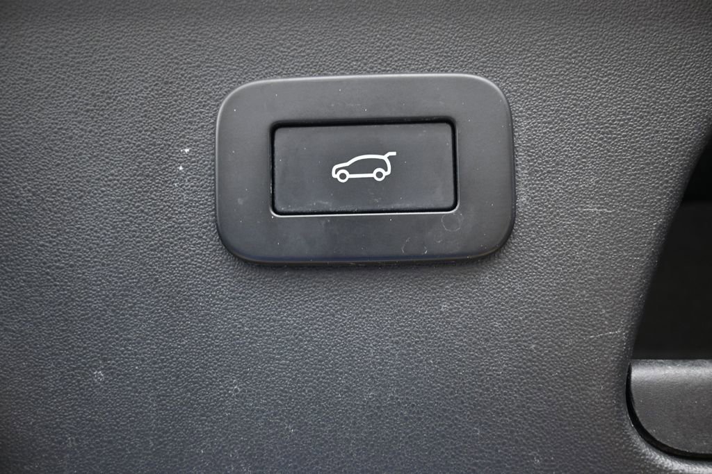 Used 2023 Jaguar E-PACE SE AWD/4WD image 14
