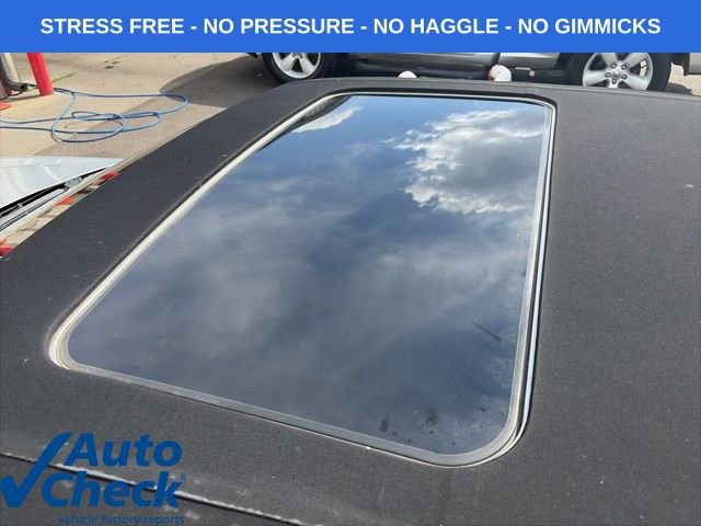 Used 2003 Cadillac De Ville DHS w/ Safety & Security Package image 7