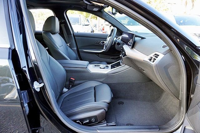 Used 2025 BMW 330i xDrive Sedan w/ Convenience Package image 12