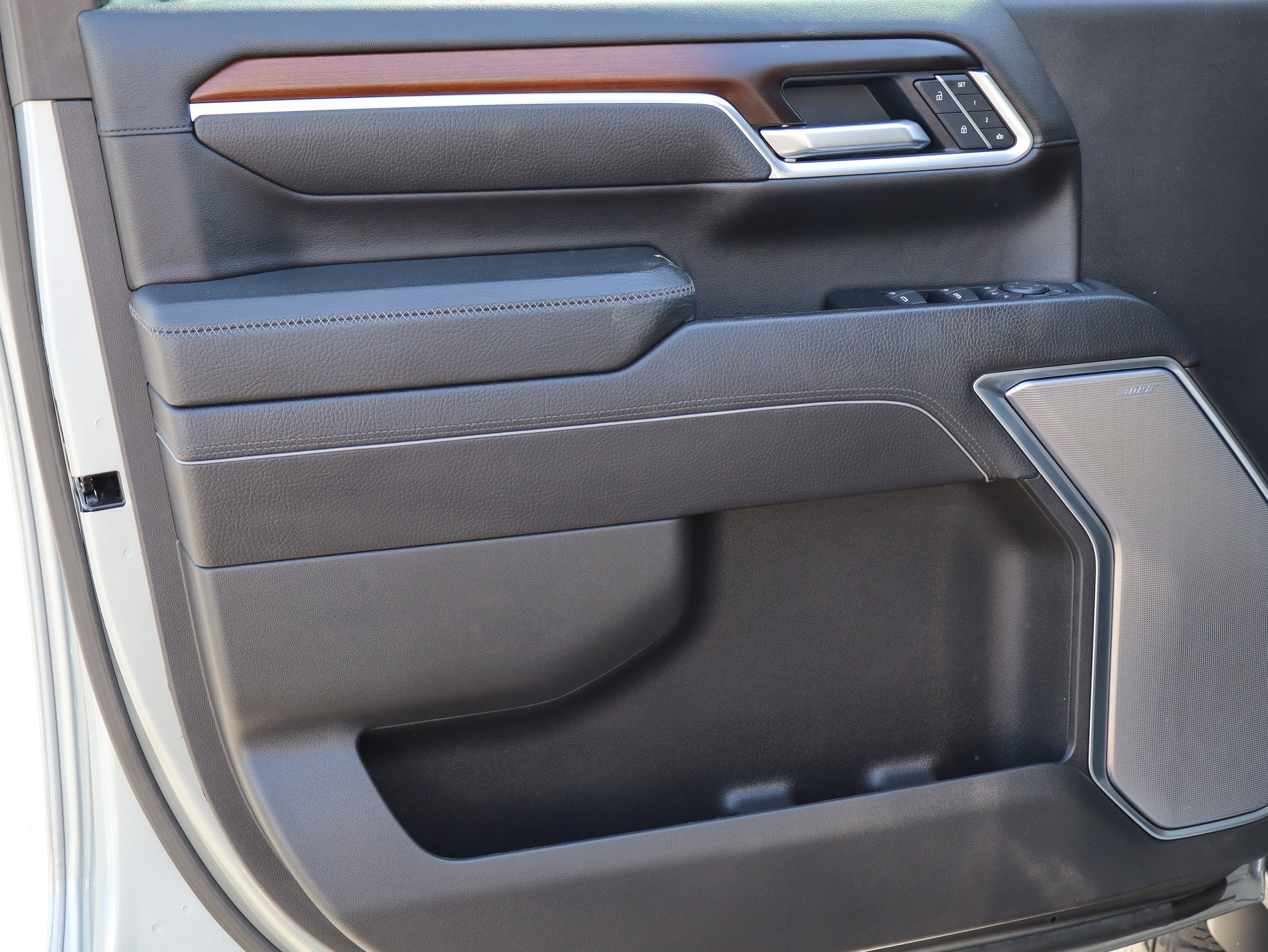 Used 2025 GMC Sierra 2500 Denali w/ Denali Reserve Package image 20