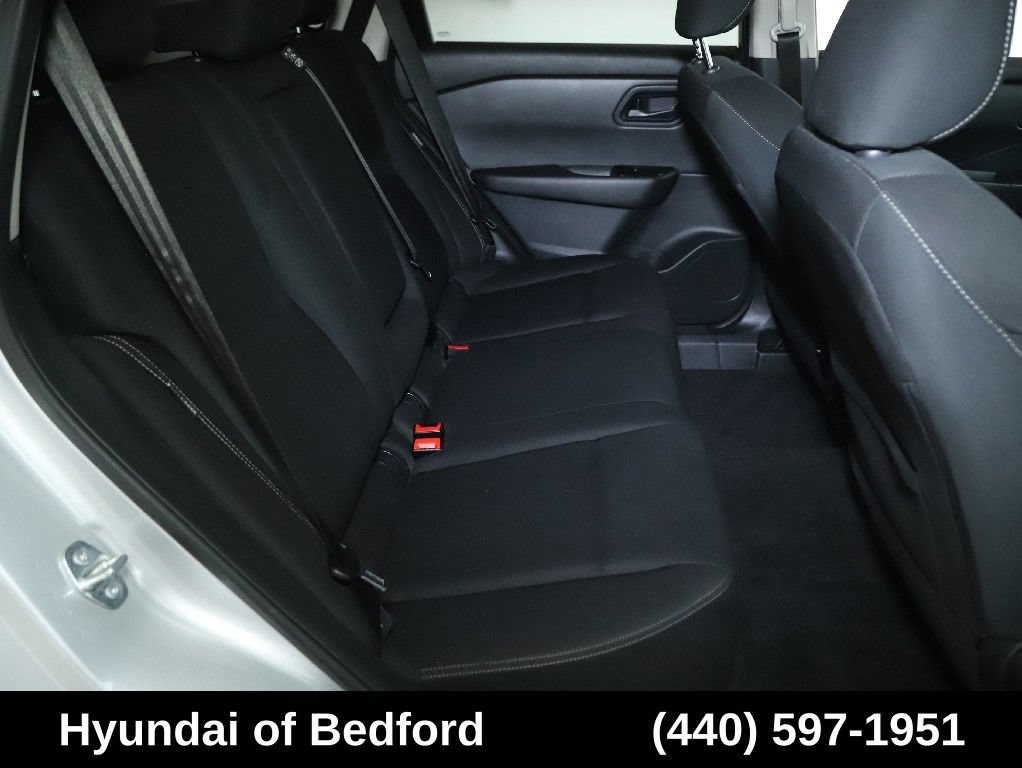 Used 2024 Nissan Rogue S AWD/4WD image 34