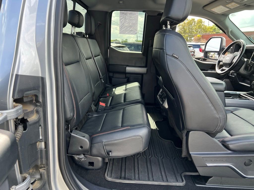 Used 2023 Ford F250 Lariat image 26