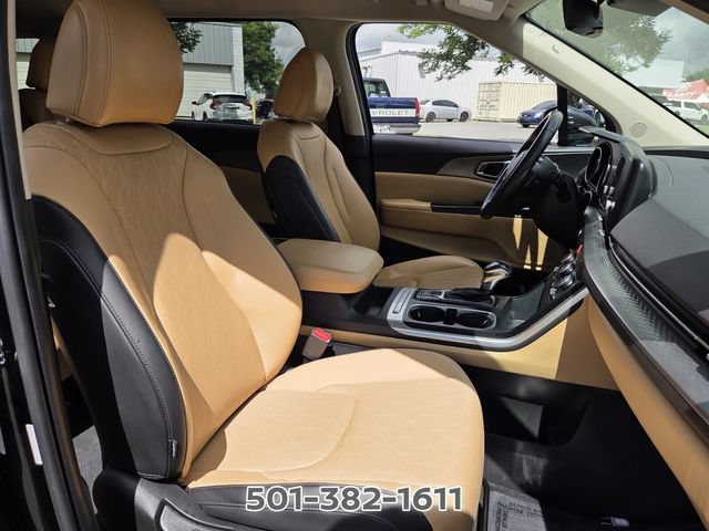 Used 2024 Kia Carnival LX FWD image 17