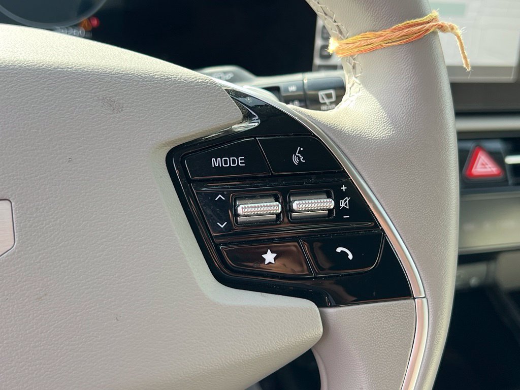 Certified 2023 Kia Niro Wind w/ Wind Preserve Package FWD image 21