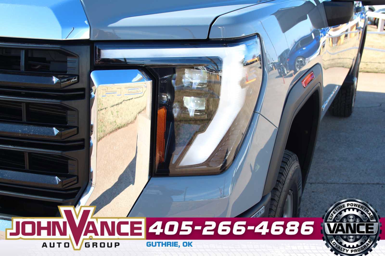 Used 2025 GMC Sierra 2500 Pro image 4