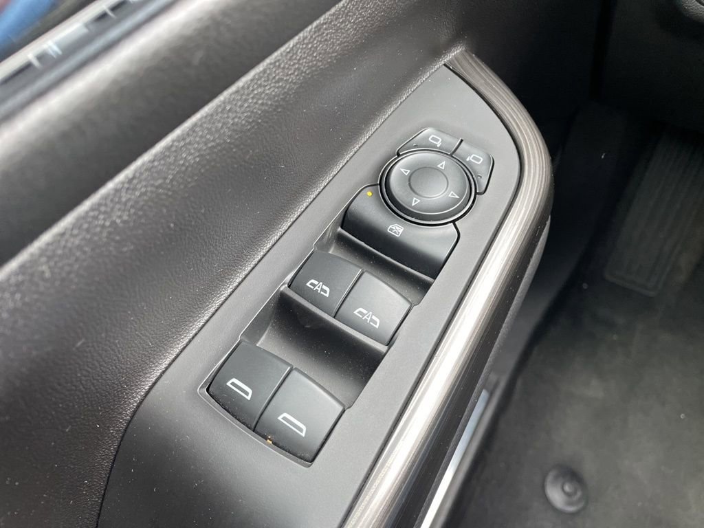 Used 2023 GMC Acadia SLT image 26