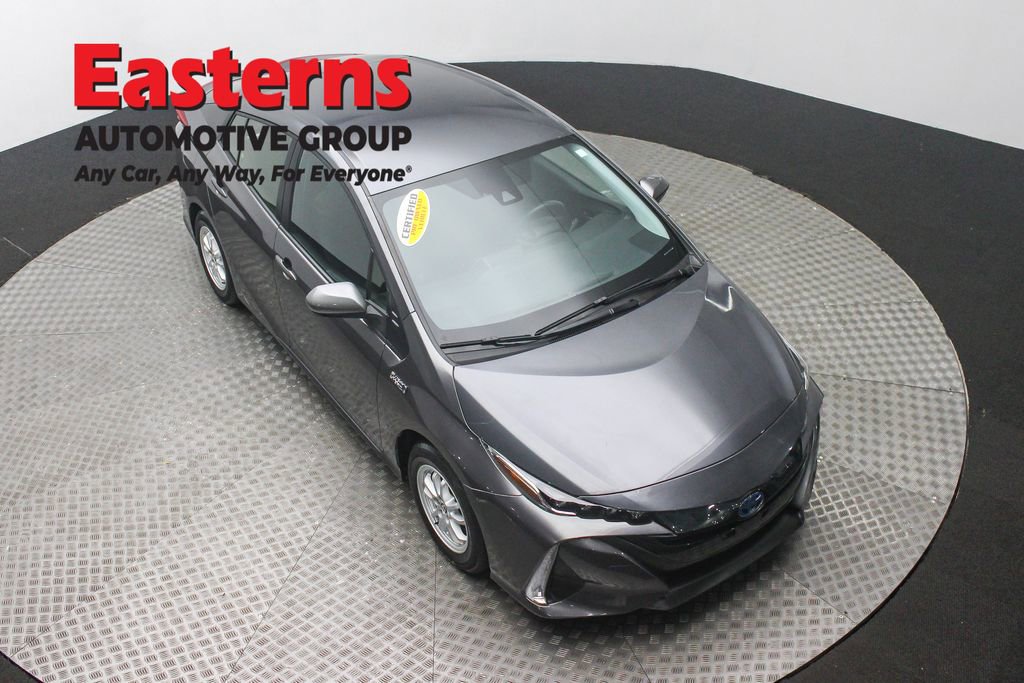 Used 2022 Toyota Prius Prime LE image 3