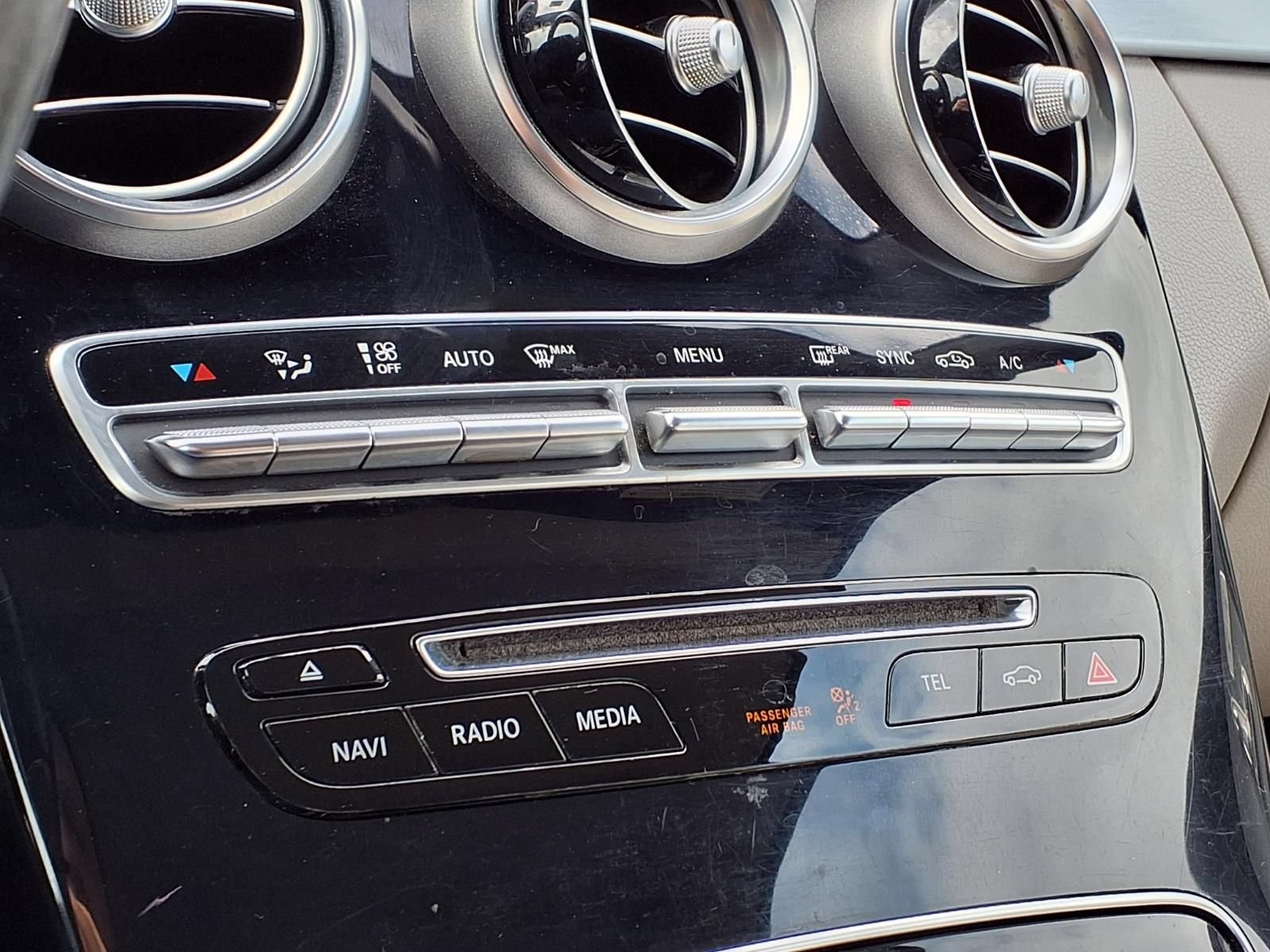 Used 2017 Mercedes-Benz C 300 4MATIC Cabriolet image 25