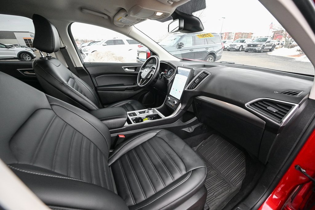 Certified 2024 Ford Edge SEL w/ Convenience Package image 25