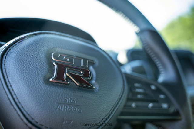 Used 2024 Nissan GT-R AWD/4WD image 27