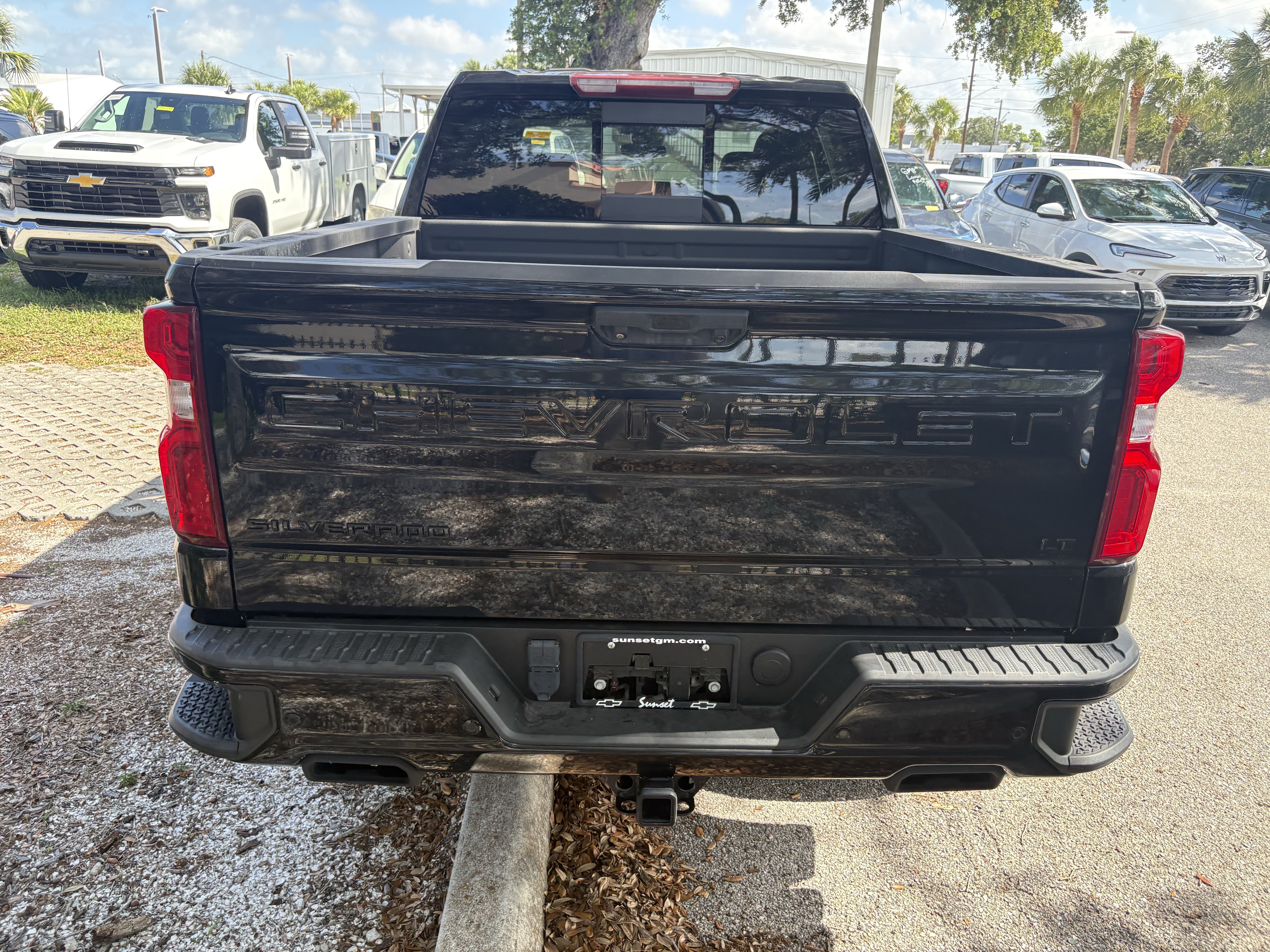 Certified 2023 Chevrolet Silverado 1500 LT Trail Boss w/ LT Trail Boss Premium Package AWD/4WD image 6