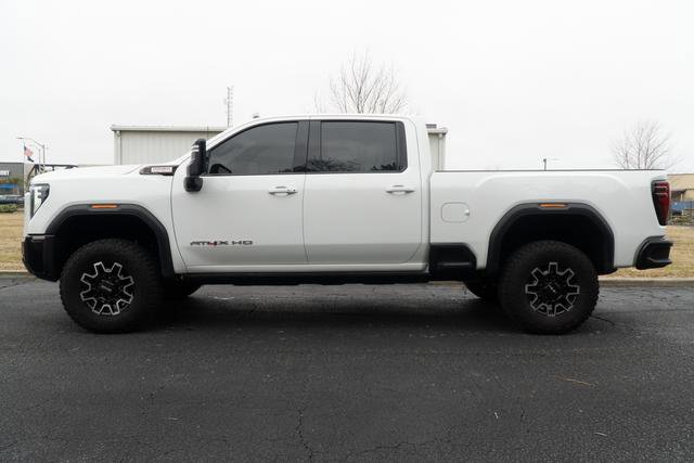 Used 2025 GMC Sierra 2500 AT4X image 6