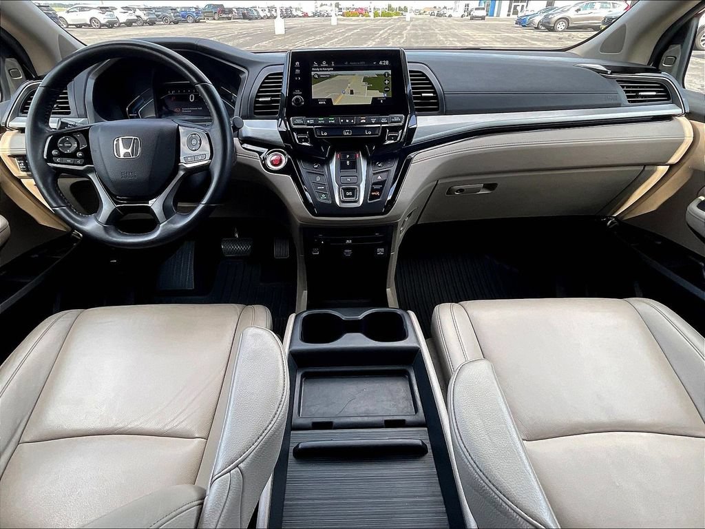 Certified 2022 Honda Odyssey Touring image 9