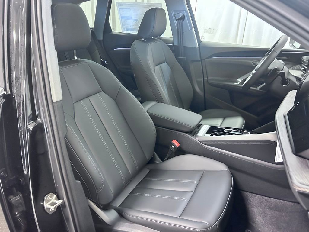 New 2026 Audi Q5 Premium Plus image 21