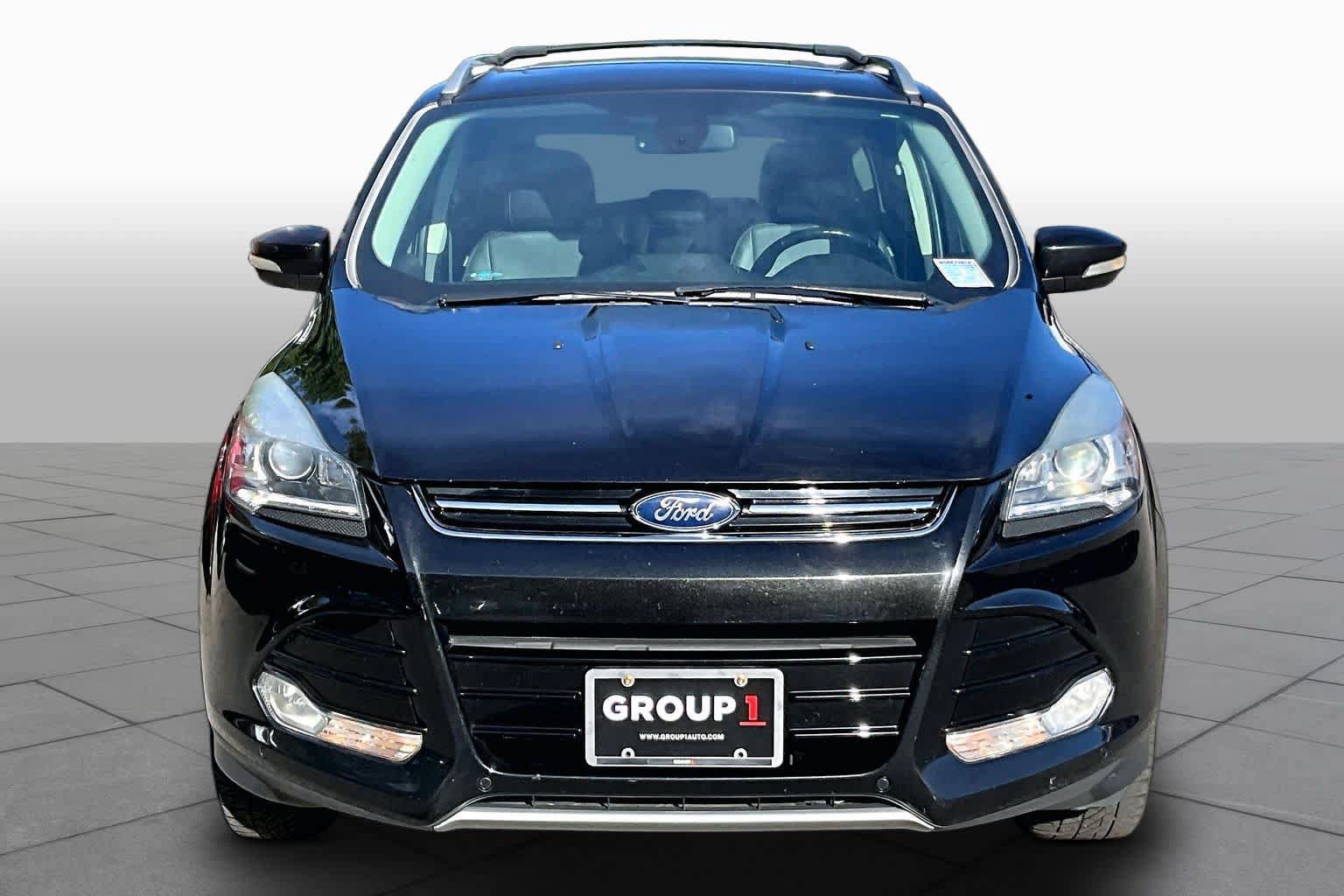 Used 2015 Ford Escape Titanium w/ Equipment Group 301A AWD/4WD image 4