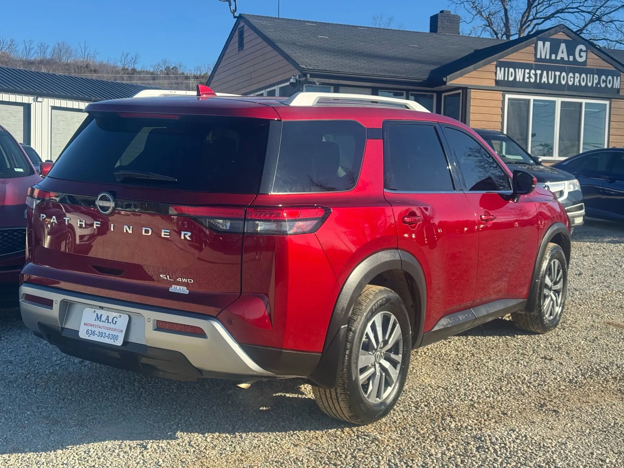 Used 2022 Nissan Pathfinder SL image 5