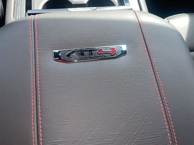 New 2026 GMC Yukon AT4 Ultimate AWD/4WD image 19