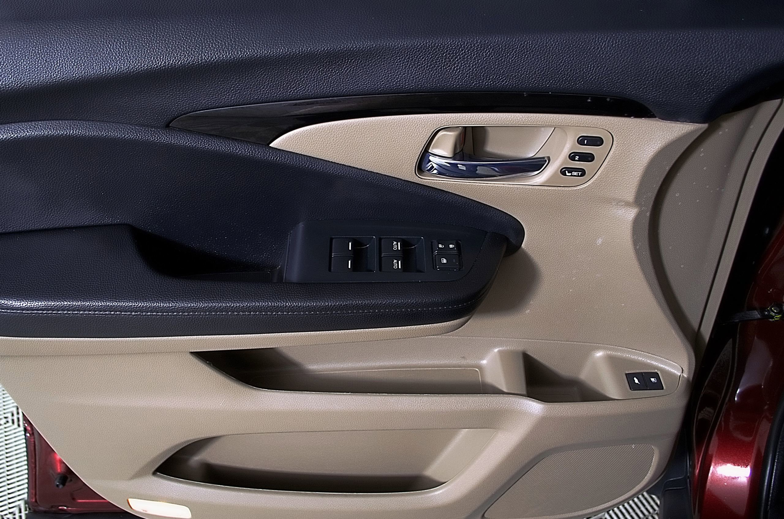 Used 2022 Honda Pilot Touring image 15