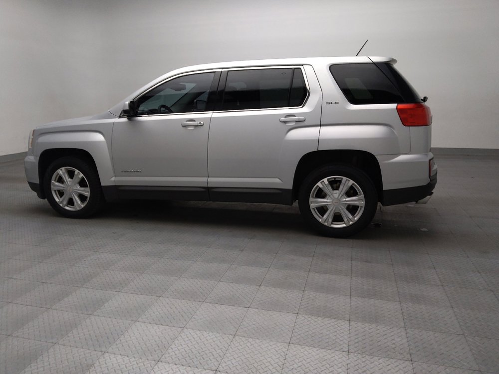 Used 2017 GMC Terrain SLE FWD image 3
