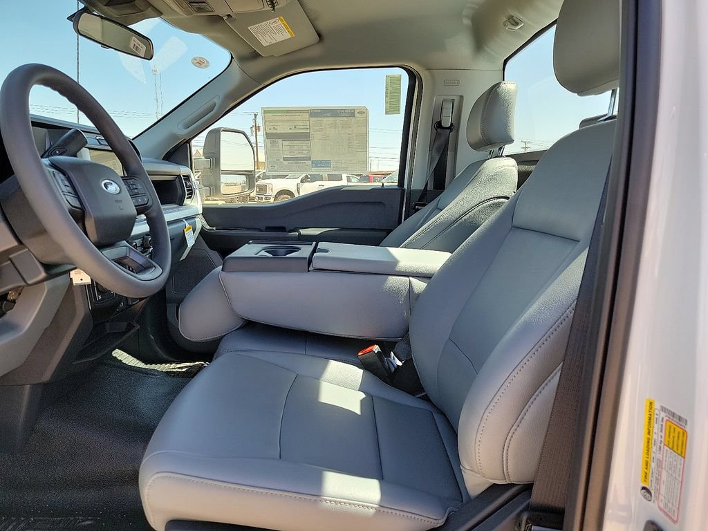 New 2026 Ford F250 XL w/ XL Chrome Package AWD/4WD image 19