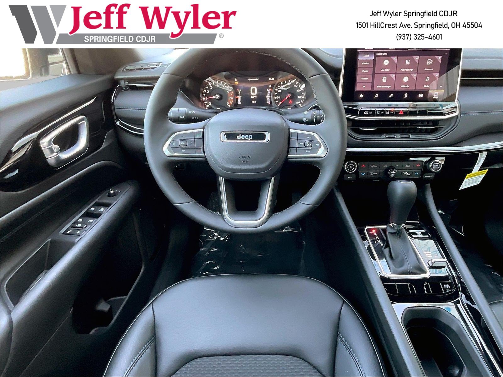 New 2026 Jeep Compass Latitude AWD/4WD image 9
