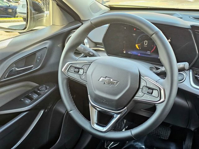 Used 2025 Chevrolet Trax ACTIV w/ Sunroof Package image 30