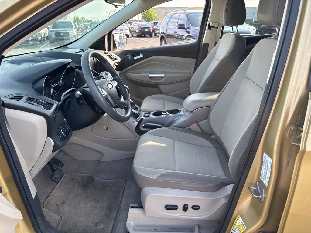Used 2014 Ford Escape SE w/ Equipment Group 201A FWD image 14