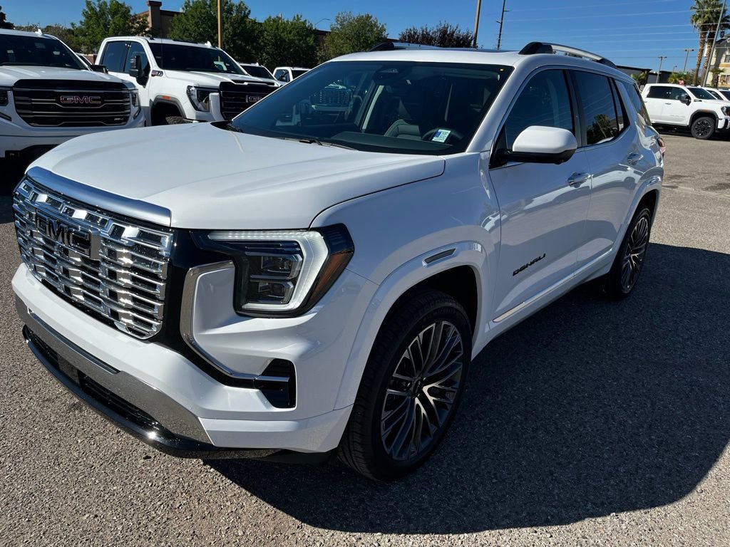 New 2026 GMC Terrain Denali w/ LPO, Black Badging Package