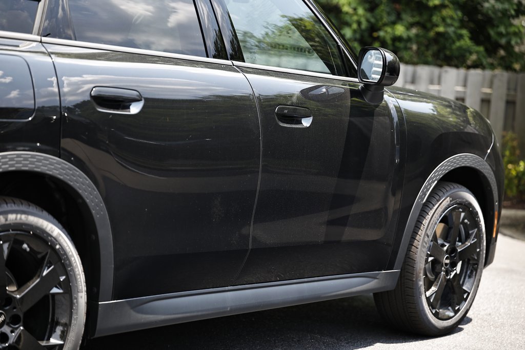 New 2025 MINI Cooper Countryman S w/ Comfort Package Max image 8