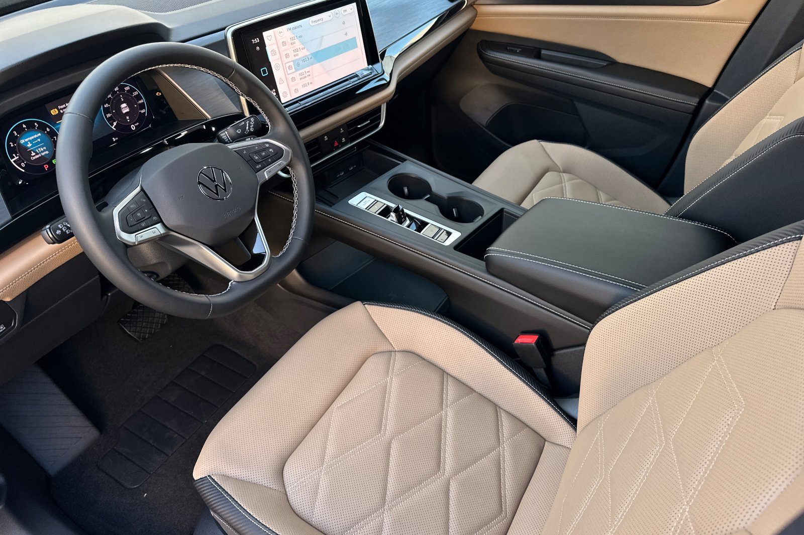 New 2026 Volkswagen Atlas Cross Sport SE image 8