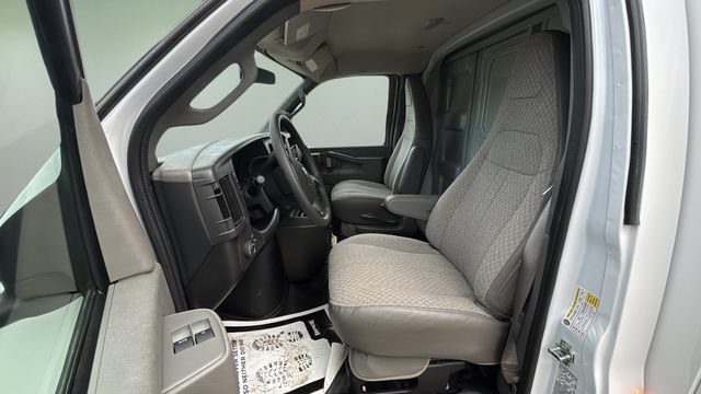 New 2025 Chevrolet Express 3500 w/ Power Convenience Package RWD image 26