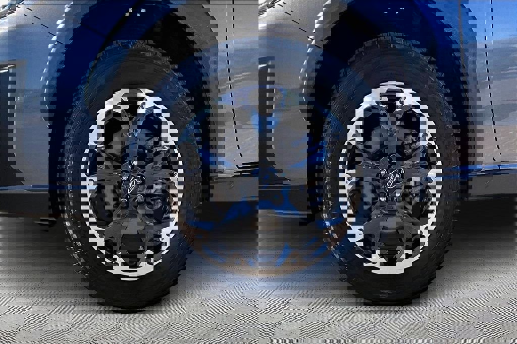 Used 2023 Subaru Crosstrek 2.0i Premium image 9