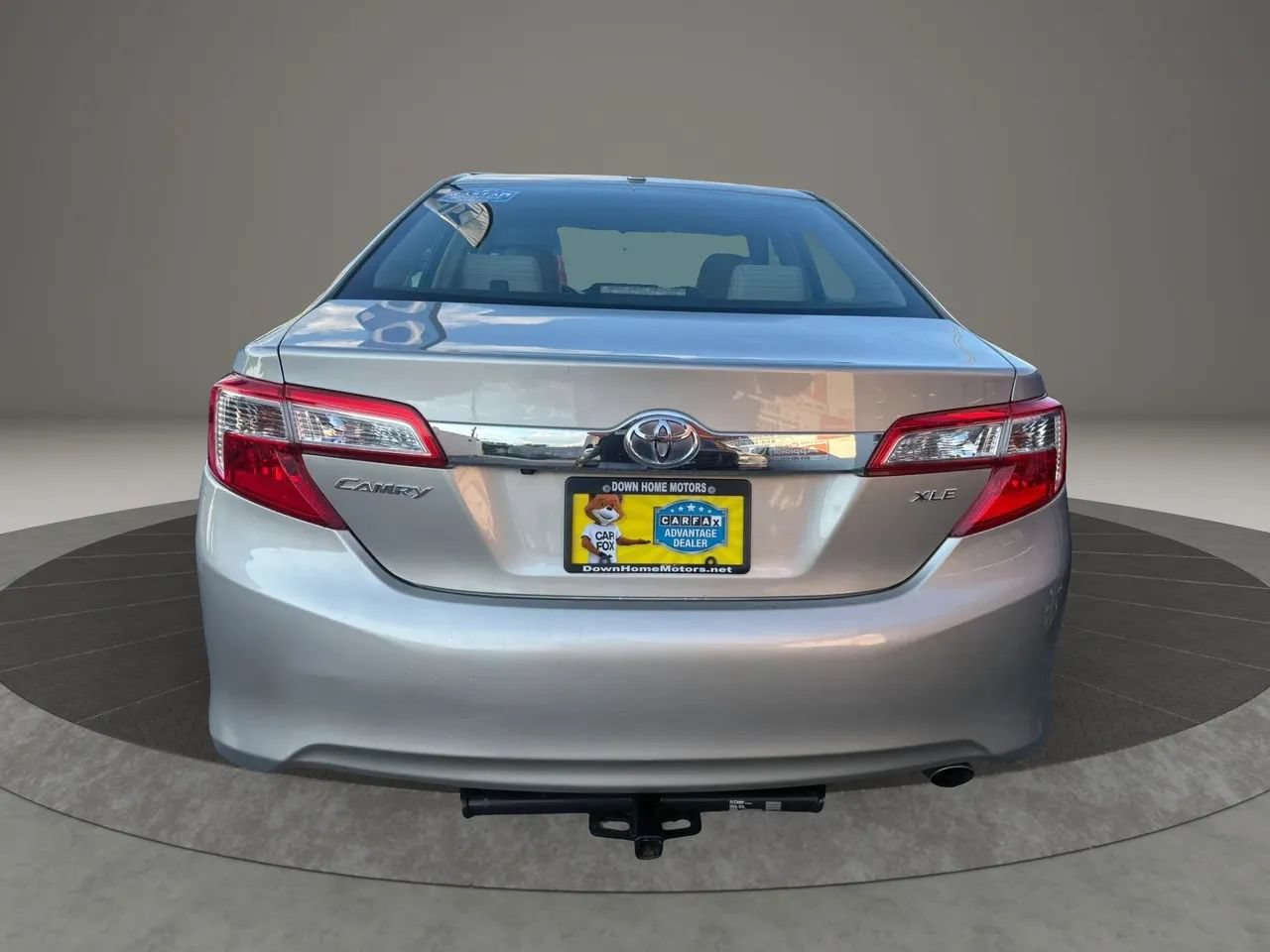 Used 2013 Toyota Camry XLE w/ Leather Pkg FWD image 6