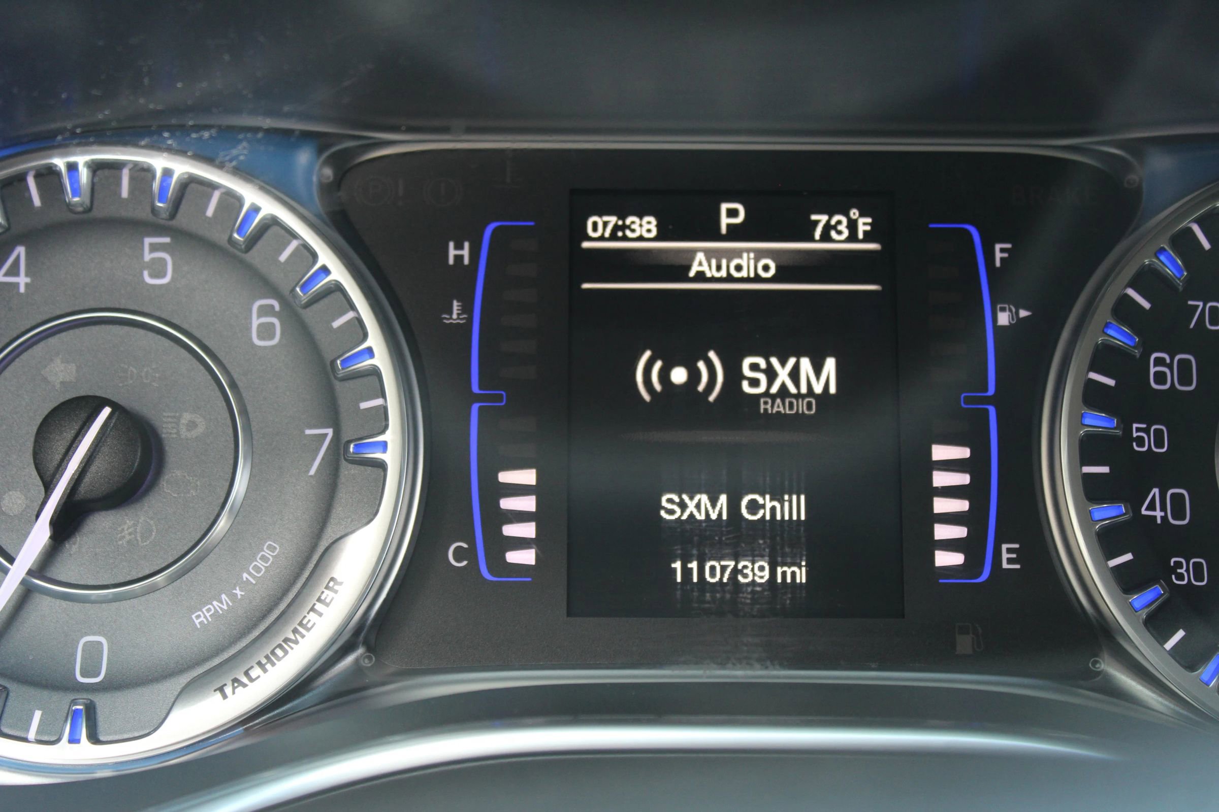 Used 2015 Chrysler 200 Limited w/ Convenience Group image 27