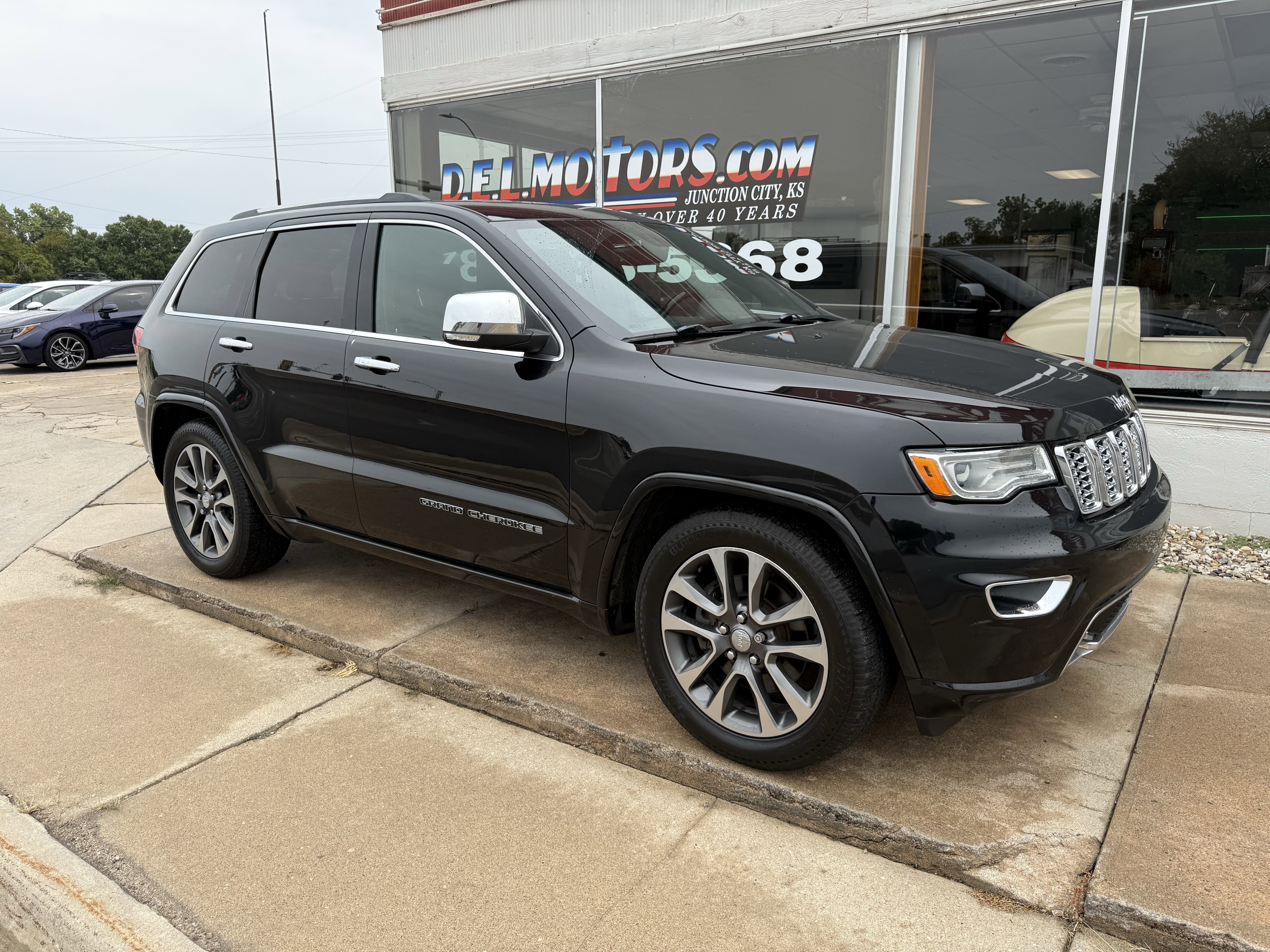 Used 2018 Jeep Grand Cherokee Overland