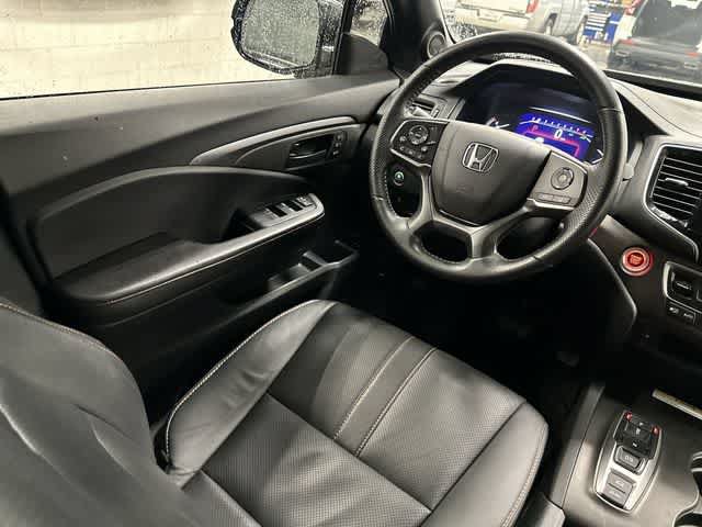 Used 2023 Honda Passport TrailSport image 12