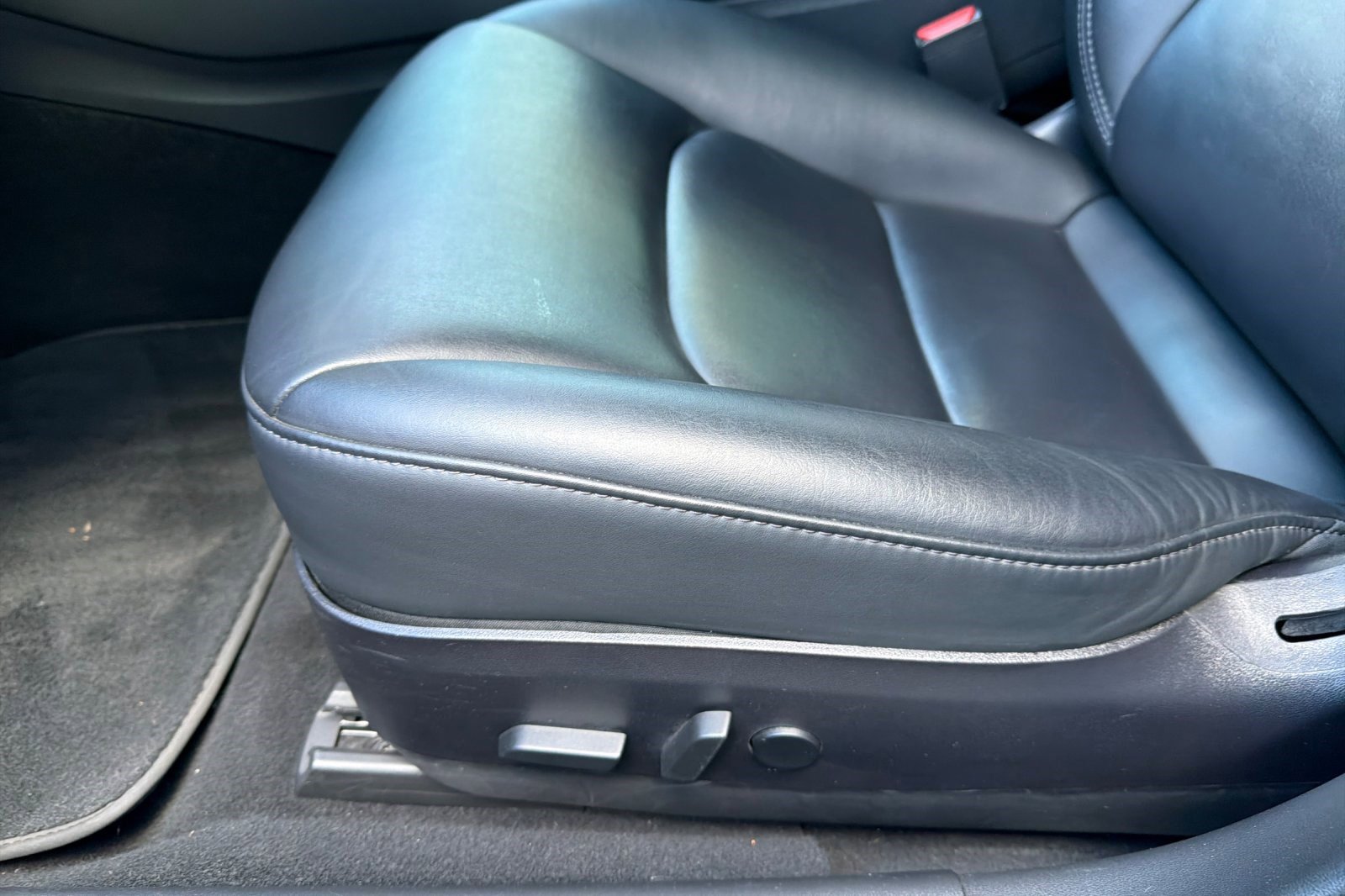 Used 2018 Tesla Model 3 Long Range image 14