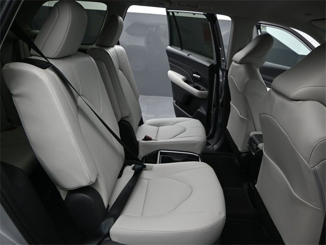 New 2026 Toyota Grand Highlander XLE image 15
