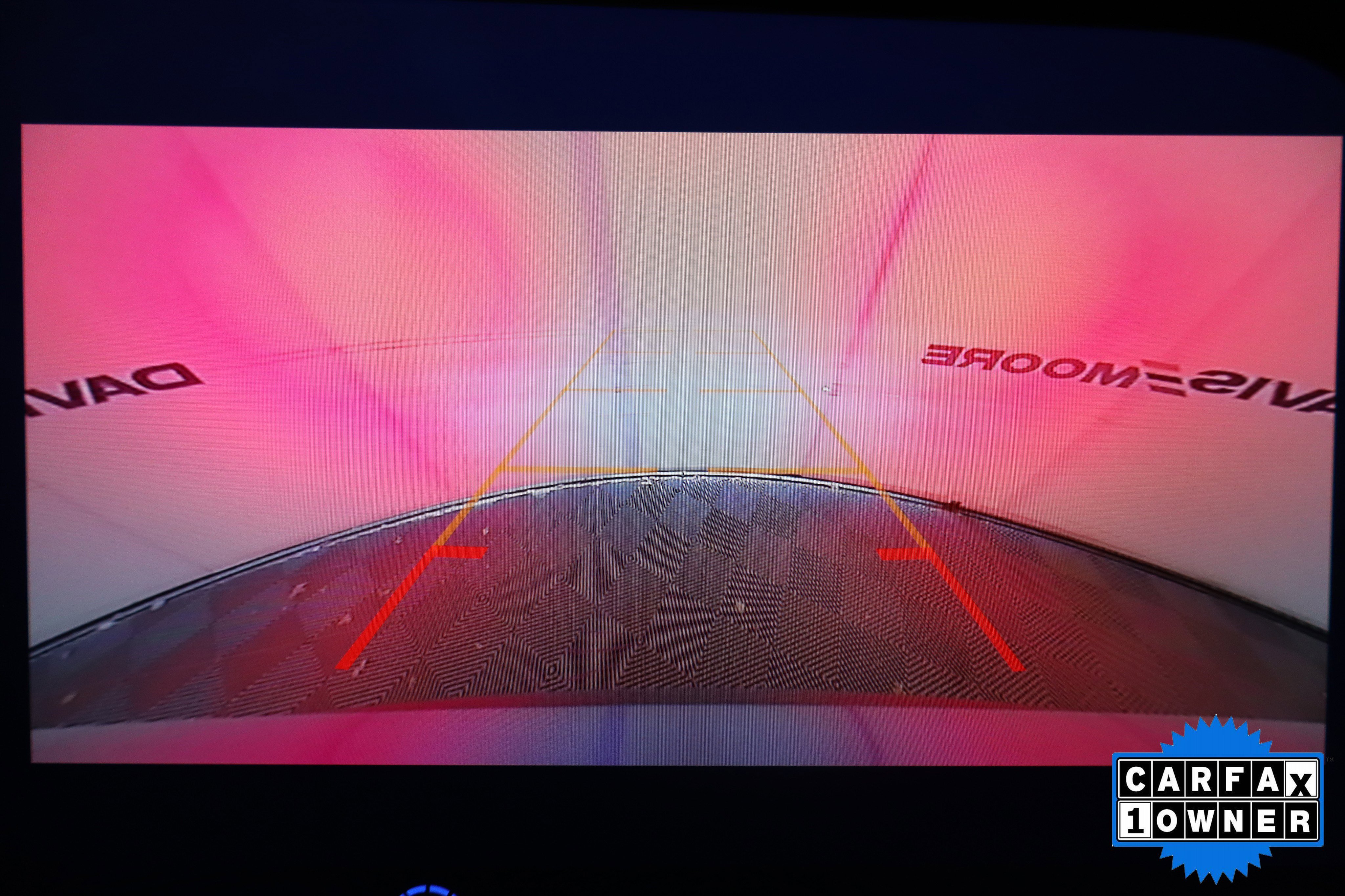 Used 2025 Chevrolet Traverse LT image 24